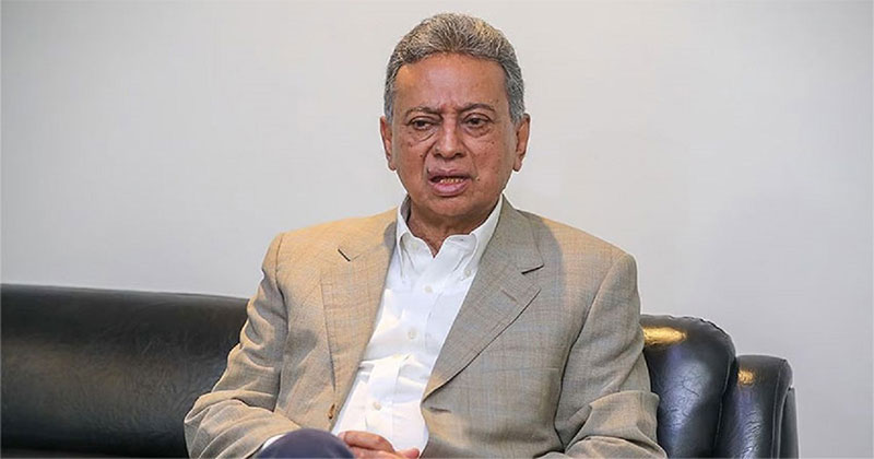 অর্থমন্ত্রী আমীর খসরু মাহমুদ চৌধুরী