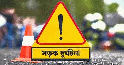 মানিকগঞ্জে ট্রাক-মোটরসাইকেল মুখোমুখি সংঘর্ষে নিহত ৩