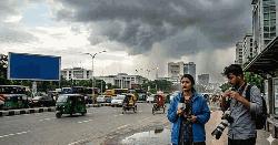 ঢাকায় দুপুরের মধ্যে বজ্রসহ বৃষ্টির আভাস