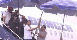 বৃষ্টিস্নাত কক্সবাজারে পৌঁছেছেন প্রধানমন্ত্রী তারেক রহমান