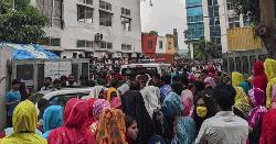 গাজীপুরে কারখানায় পানি পান করে হাসপাতালে ৩ শতাধিক শ্রমিক