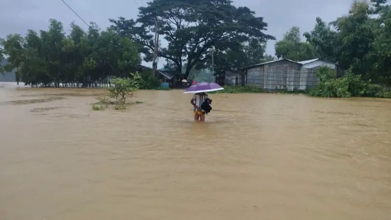 বন্যা ও পাহাড়ধসে কক্সবাজারে ২৬ প্রাণহানি, দুর্বিষহ লাখো মানুষের জীবন