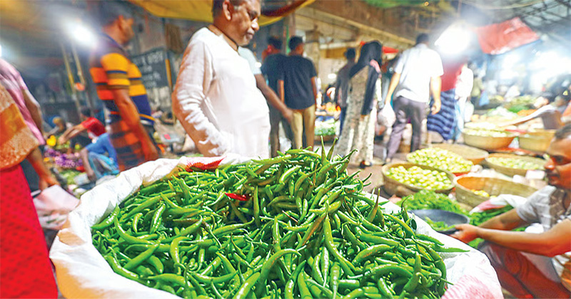 কাঁচা মরিচ ৪০০ টাকা কেজি, সবজির দামও বাড়তি