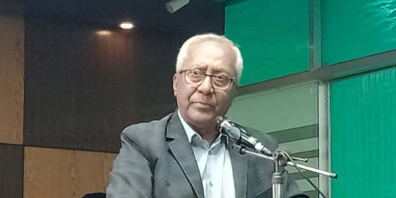 নির্বাচন কমিশনের (ইসি) সিনিয়র সচিব আখতার আহমেদফাইল ছবি: সংগৃহীত