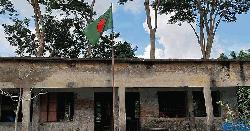 ১২ শিক্ষার্থীর ১৩ শিক্ষক, এসএসসিতে পাস মাত্র ১ জন