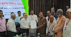 রাষ্ট্রপতি নির্বাচন: অলি আহমদের মনোনয়নপত্র জমা দিল জামায়াত জোট 