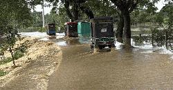 হঠাৎ ভারী বৃষ্টিতে খাগড়াছড়ির নিম্নাঞ্চল প্লাবিত, দুর্ভোগে হাজারো মানুষ