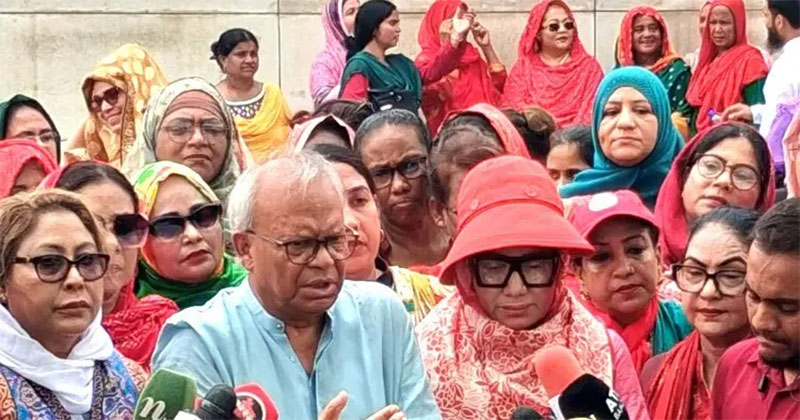 বক্তব্য রাখছেন বিএনপির ভারপ্রাপ্ত মহাসচিব রুহুল কবির রিজভী।