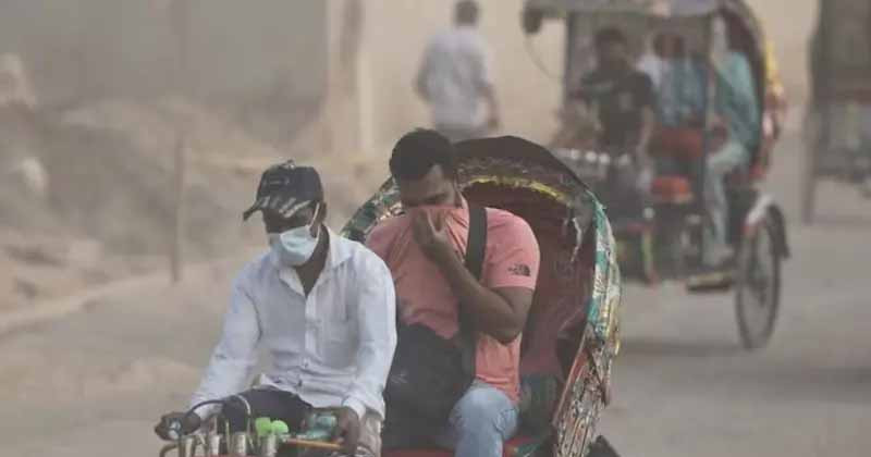ছুটির দিনেও ঢাকার বাতাস আজ ‘অস্বাস্থ্যকর’  
