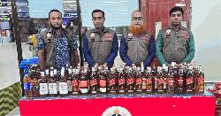 শাহজালালে ১৬ লাখ টাকার বিদেশি মদ আটক