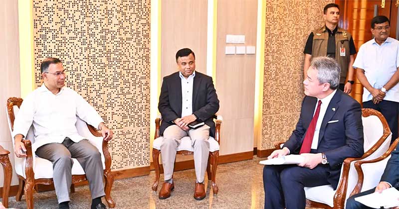 প্রধানমন্ত্রীর সঙ্গে জাপানের বিনিয়োগকারী ব্যবসায়িক প্রতিনিধিদলের সাক্ষাৎ