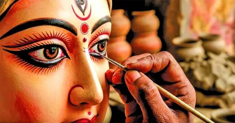 শুক্রবার মহাষষ্ঠীর মধ্য দিয়ে দেবী দুর্গার আনুষ্ঠানিক জাগরণ বা বোধন হবে/ ফাইল ছবি
