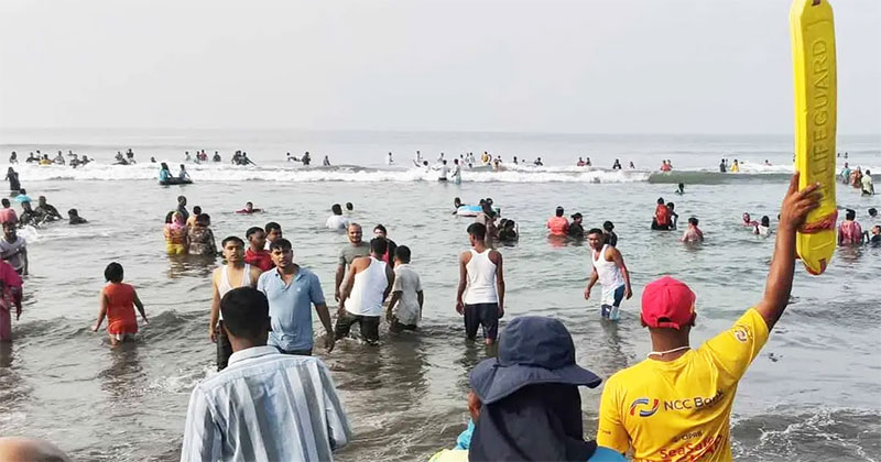 কক্সবাজারে সাগরে নেমে ৩ পর্যটকের মৃত্যু, নিখোঁজ ২