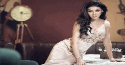 ‘সামান্য গোলাপি রং, অনেকখানি ঝামেলা’